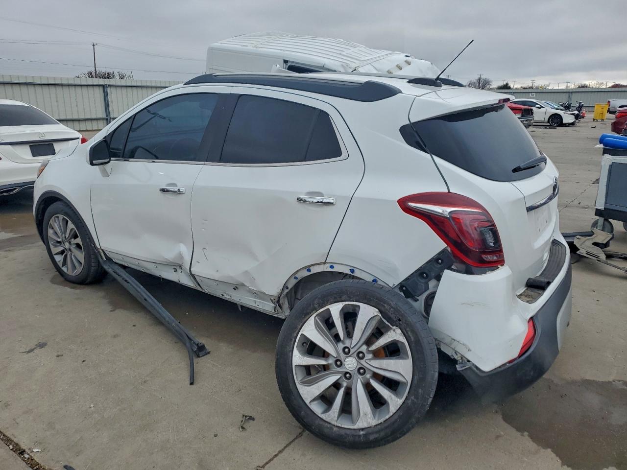 2020 BUICK ENCORE PREFERRED photo 2