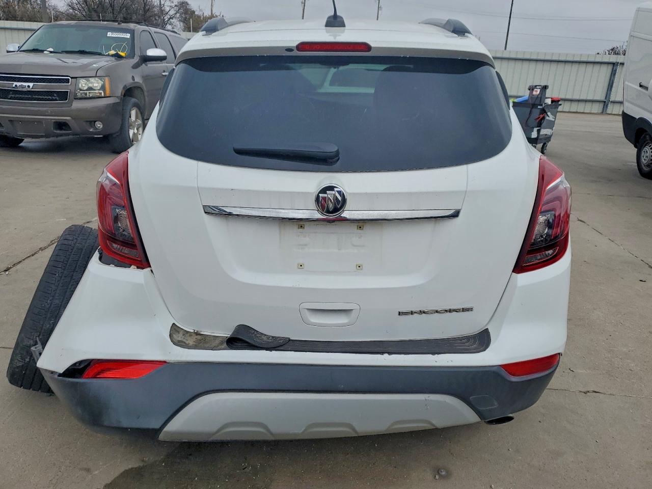 2020 BUICK ENCORE PREFERRED photo 6