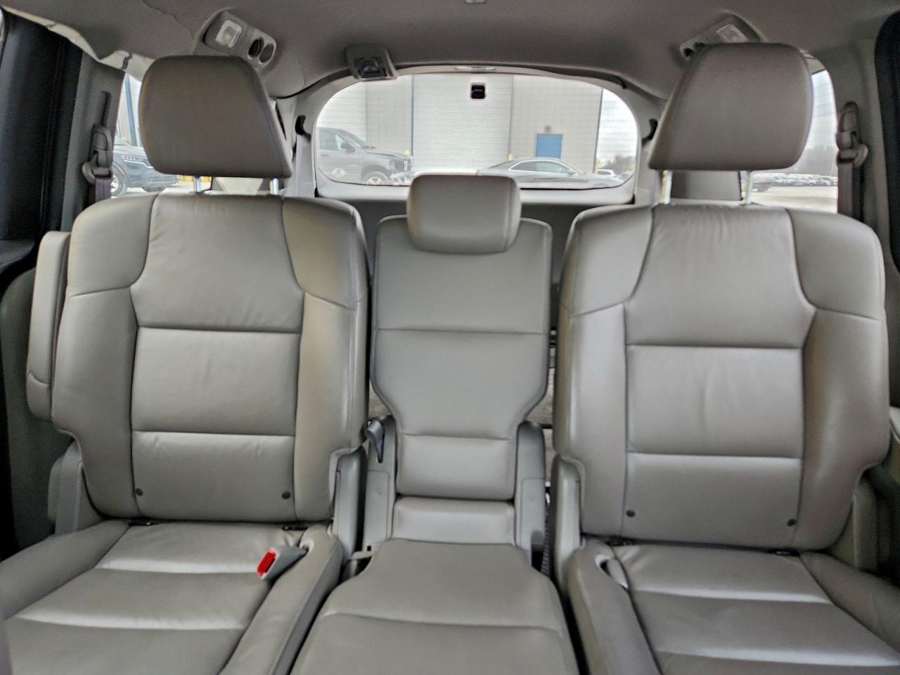 2012 HONDA ODYSSEY TOURING photo 19