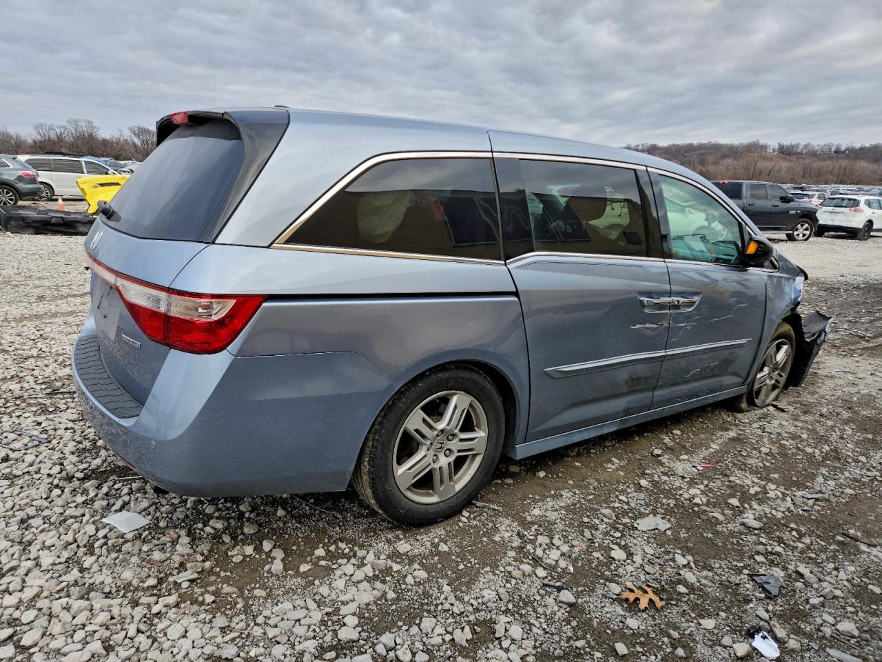 2012 HONDA ODYSSEY TOURING photo 5