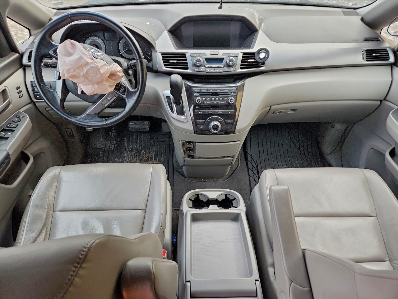2012 HONDA ODYSSEY TOURING photo 15