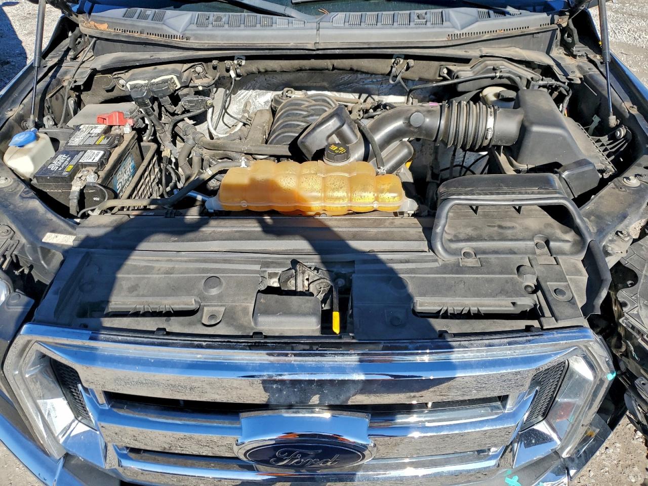 2015 FORD F150 SUPERCREW photo 11