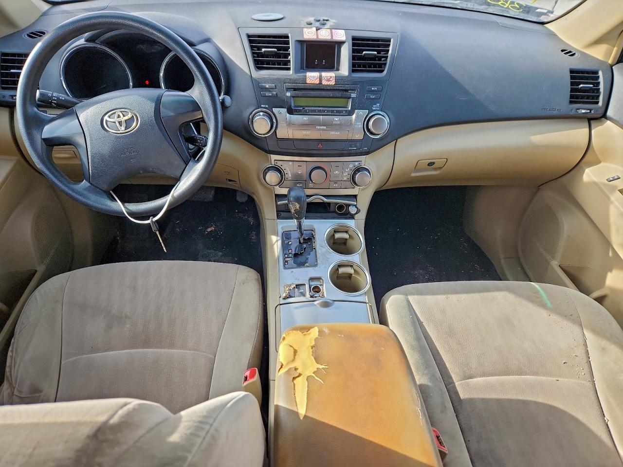 2012 TOYOTA HIGHLANDER BASE photo 15