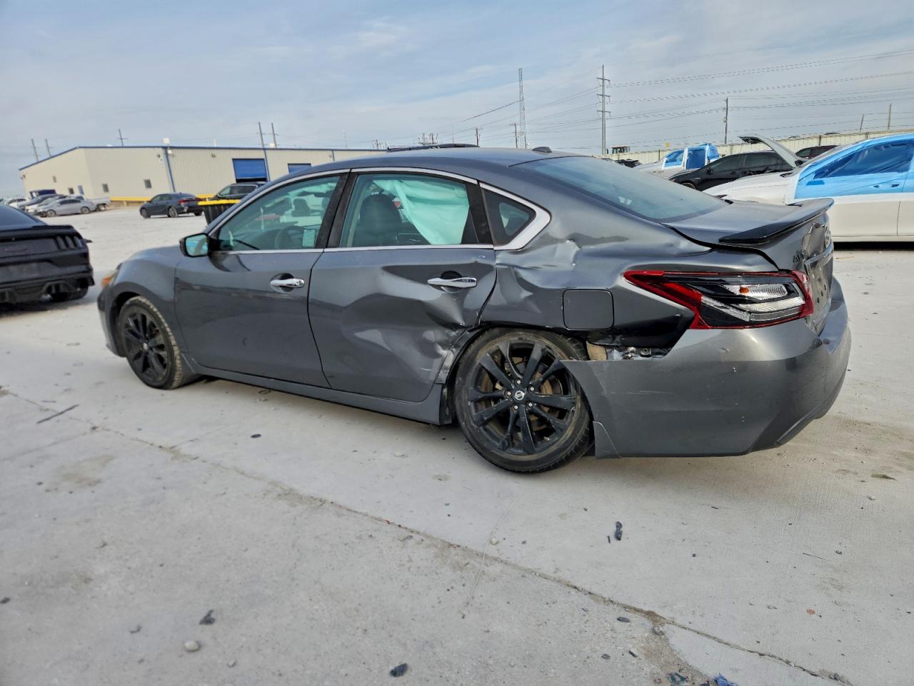 2018 NISSAN ALTIMA 2.5 SR photo 5