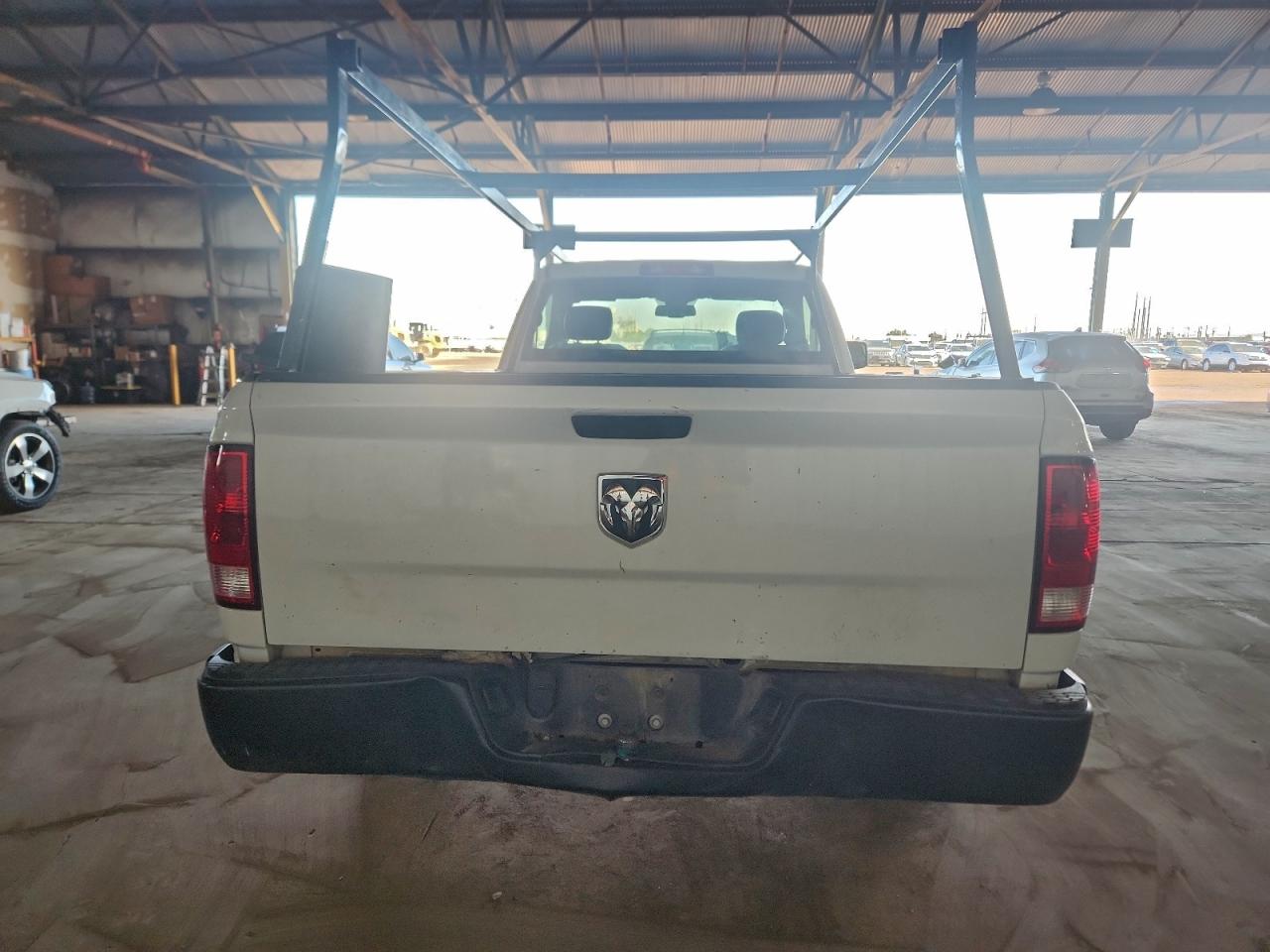 2022 RAM 1500 CLASSIC TRADESMAN photo 6