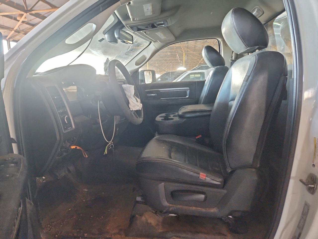 2022 RAM 1500 CLASSIC TRADESMAN photo 7