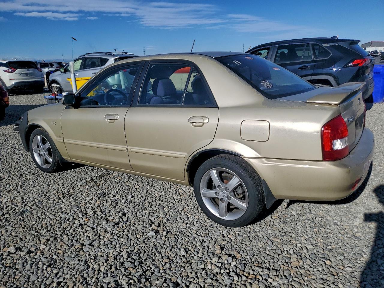 2003 MAZDA PROTEGE photo 2