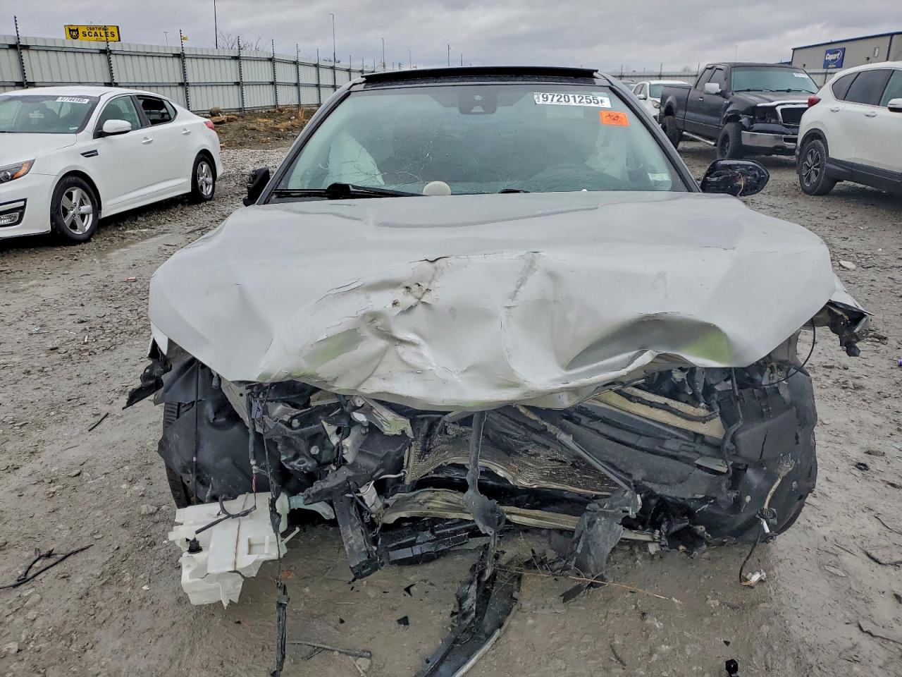 2019 TOYOTA CAMRY XSE photo 5