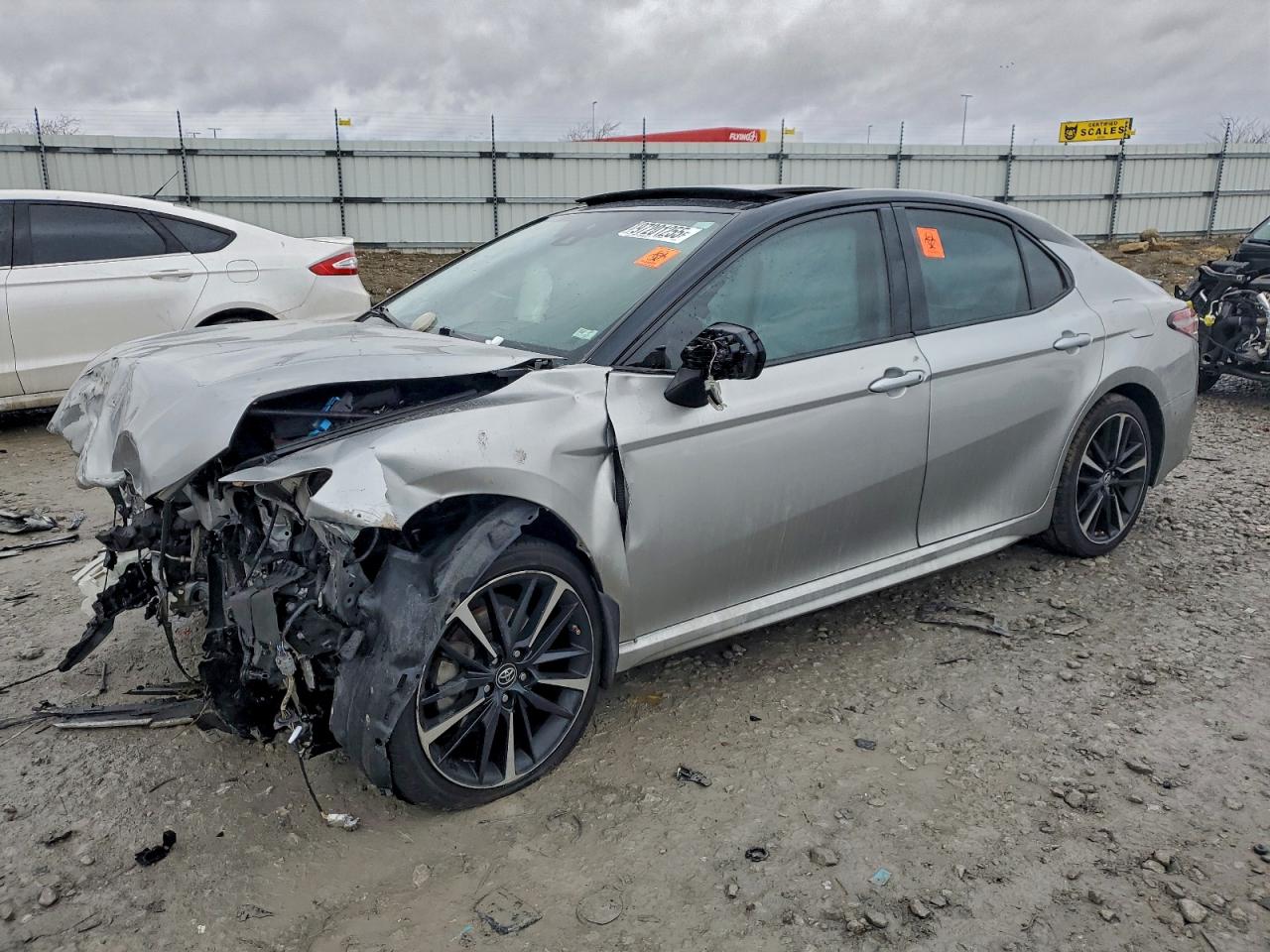 2019 TOYOTA CAMRY