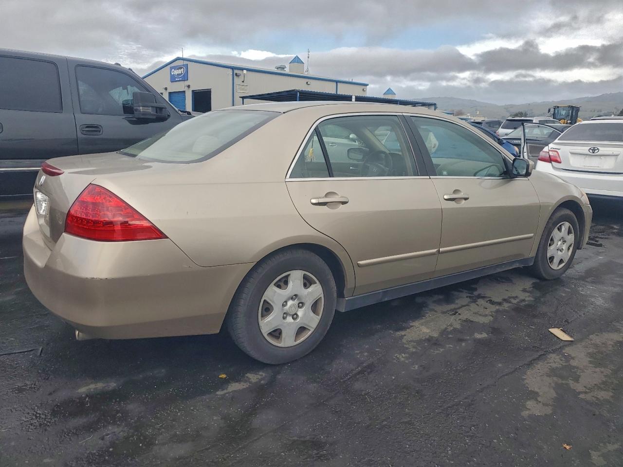 2007 HONDA ACCORD LX photo 3