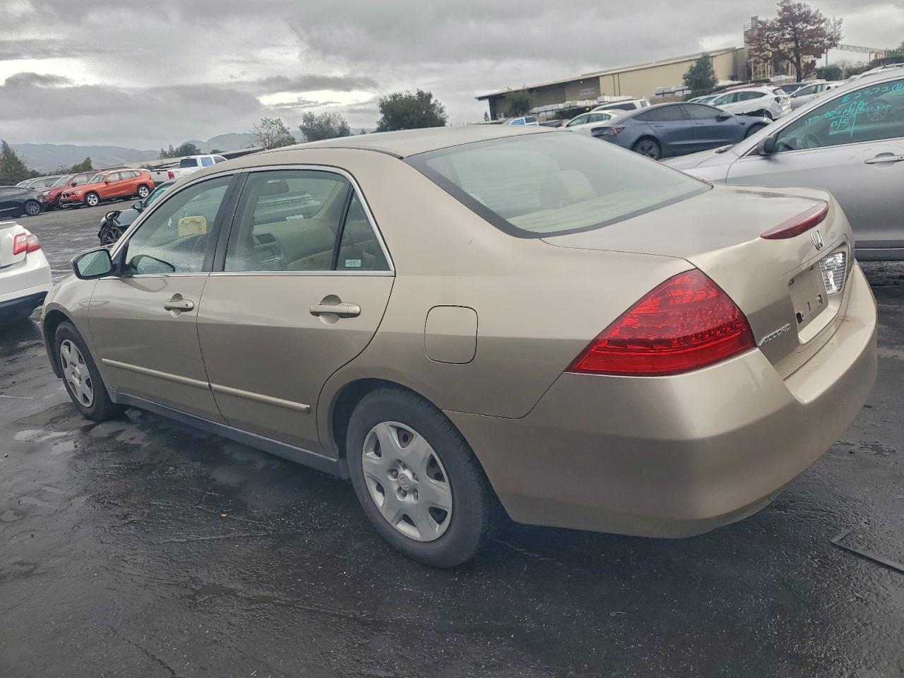 2007 HONDA ACCORD LX photo 2