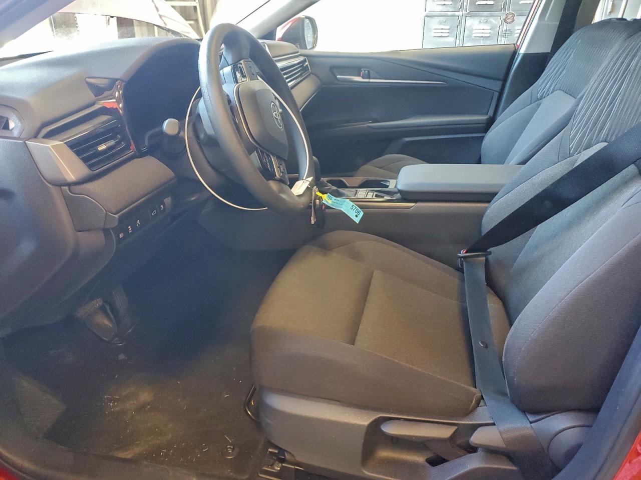 2025 TOYOTA CAMRY XSE photo 7