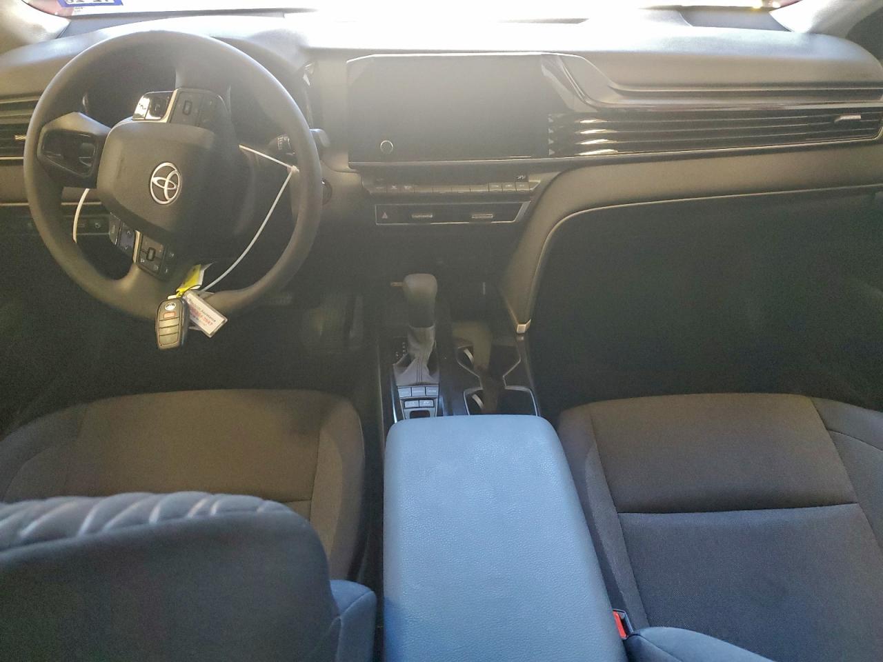 2025 TOYOTA CAMRY XSE photo 8