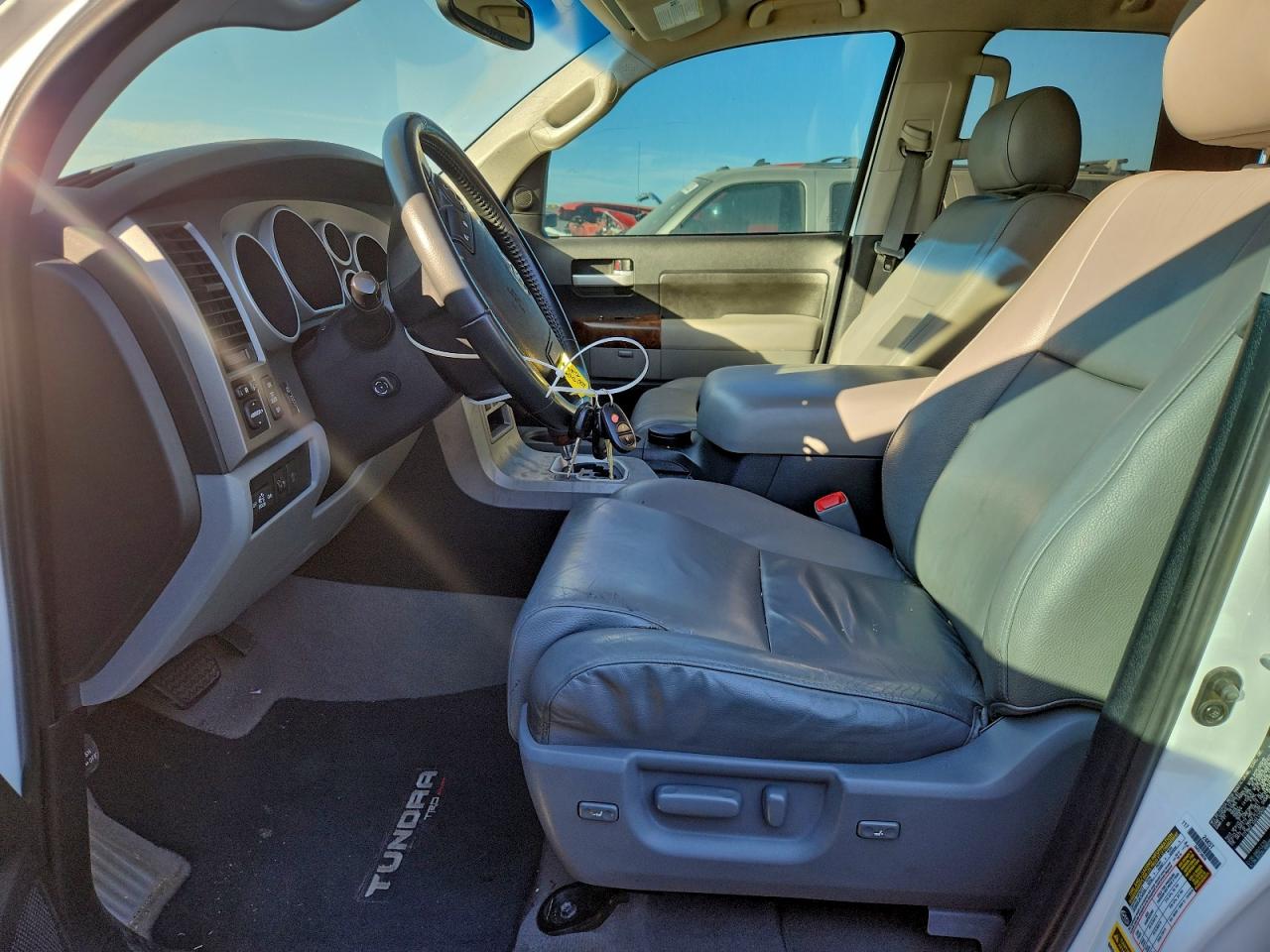 2010 TOYOTA TUNDRA DOUBLE CAB LIMITED photo 7