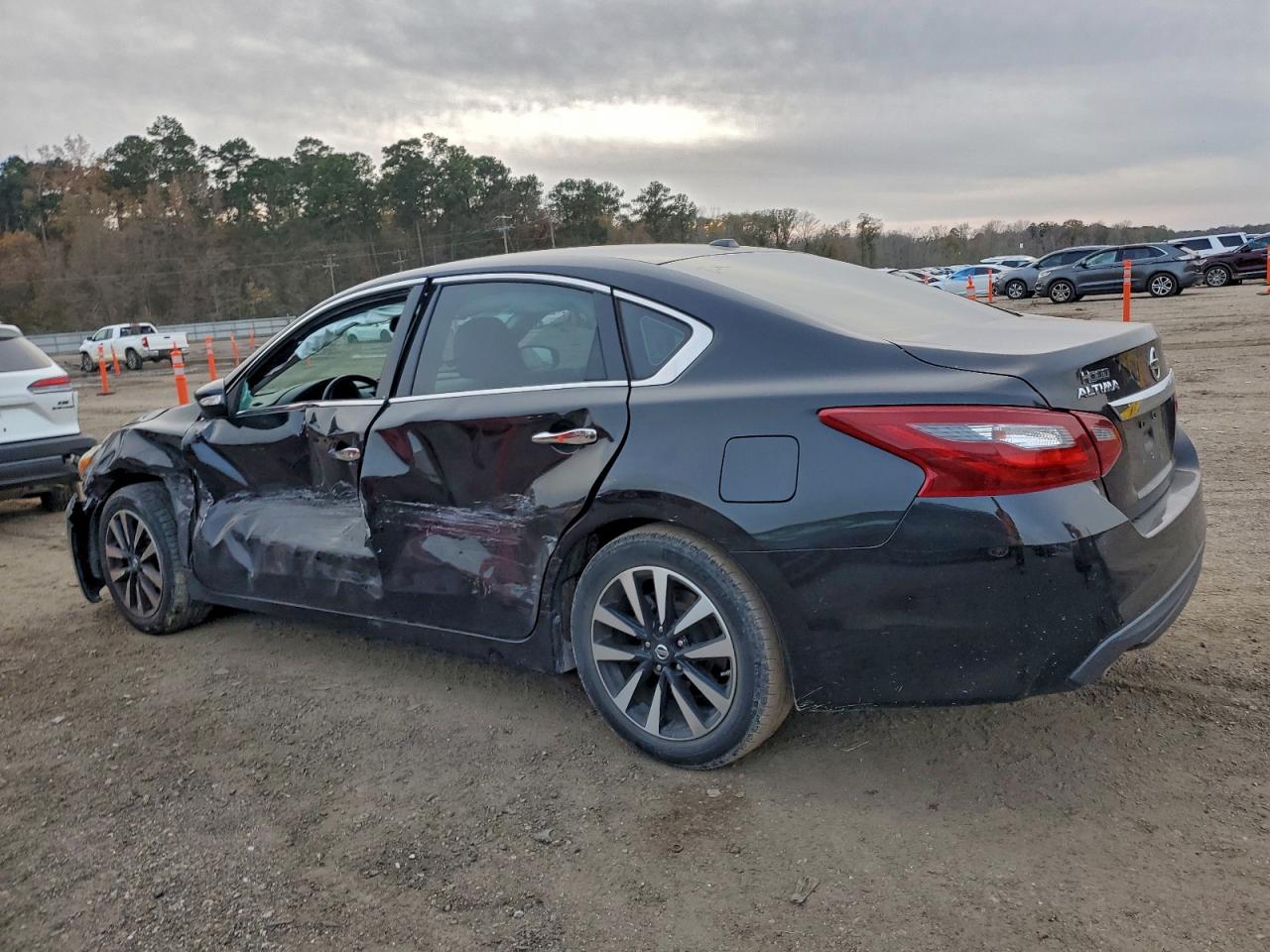 2018 NISSAN ALTIMA 2.5 photo 2