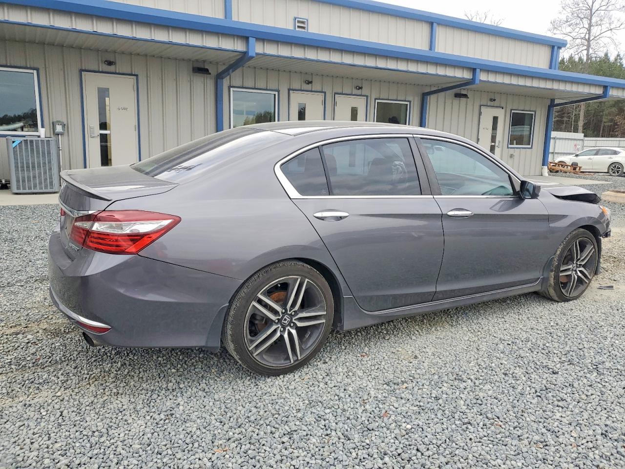 2016 HONDA ACCORD SPORT photo 3