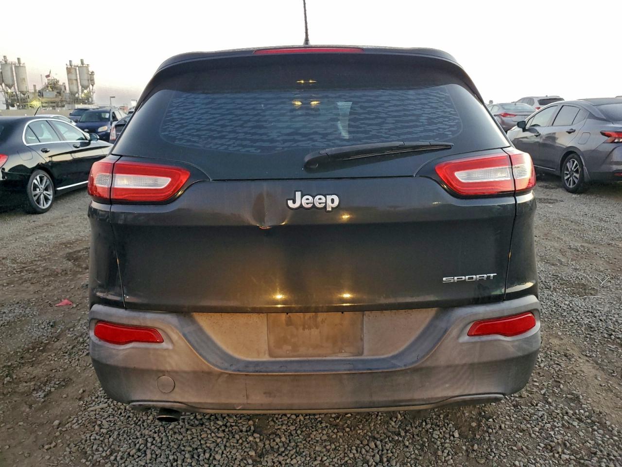 2014 JEEP CHEROKEE SPORT photo 6
