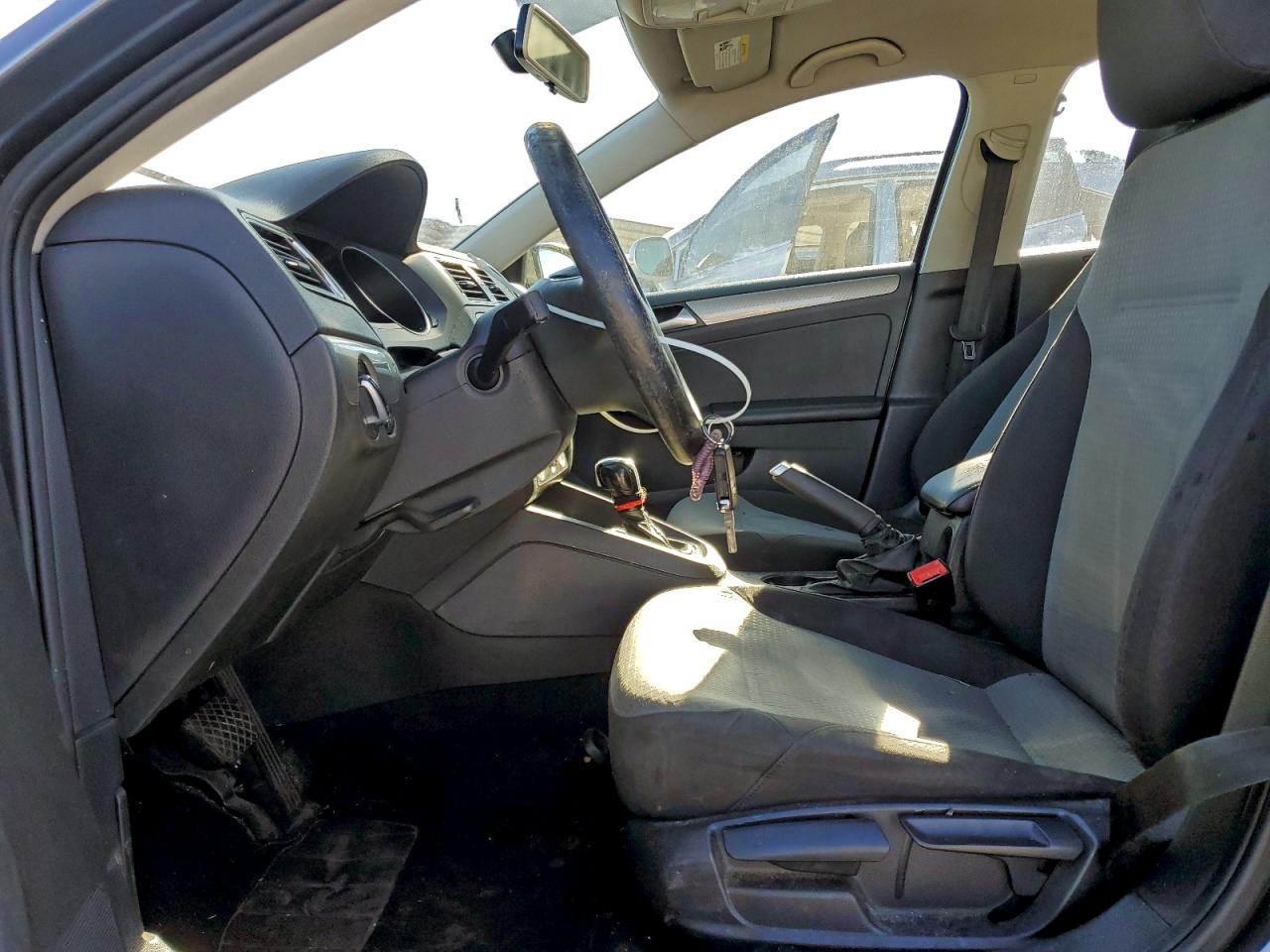 2018 VOLKSWAGEN JETTA S photo 19