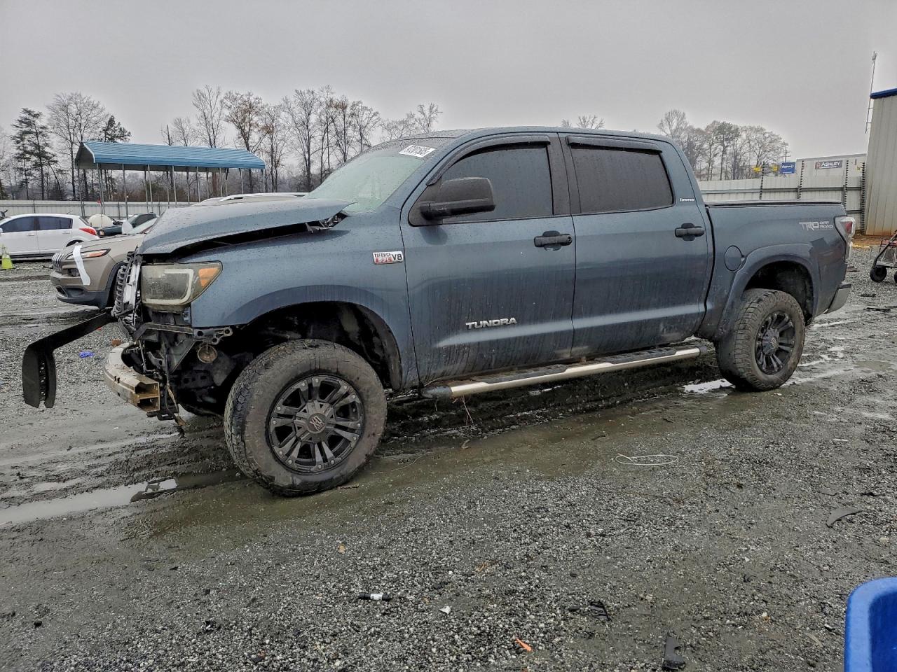 2010 TOYOTA TUNDRA