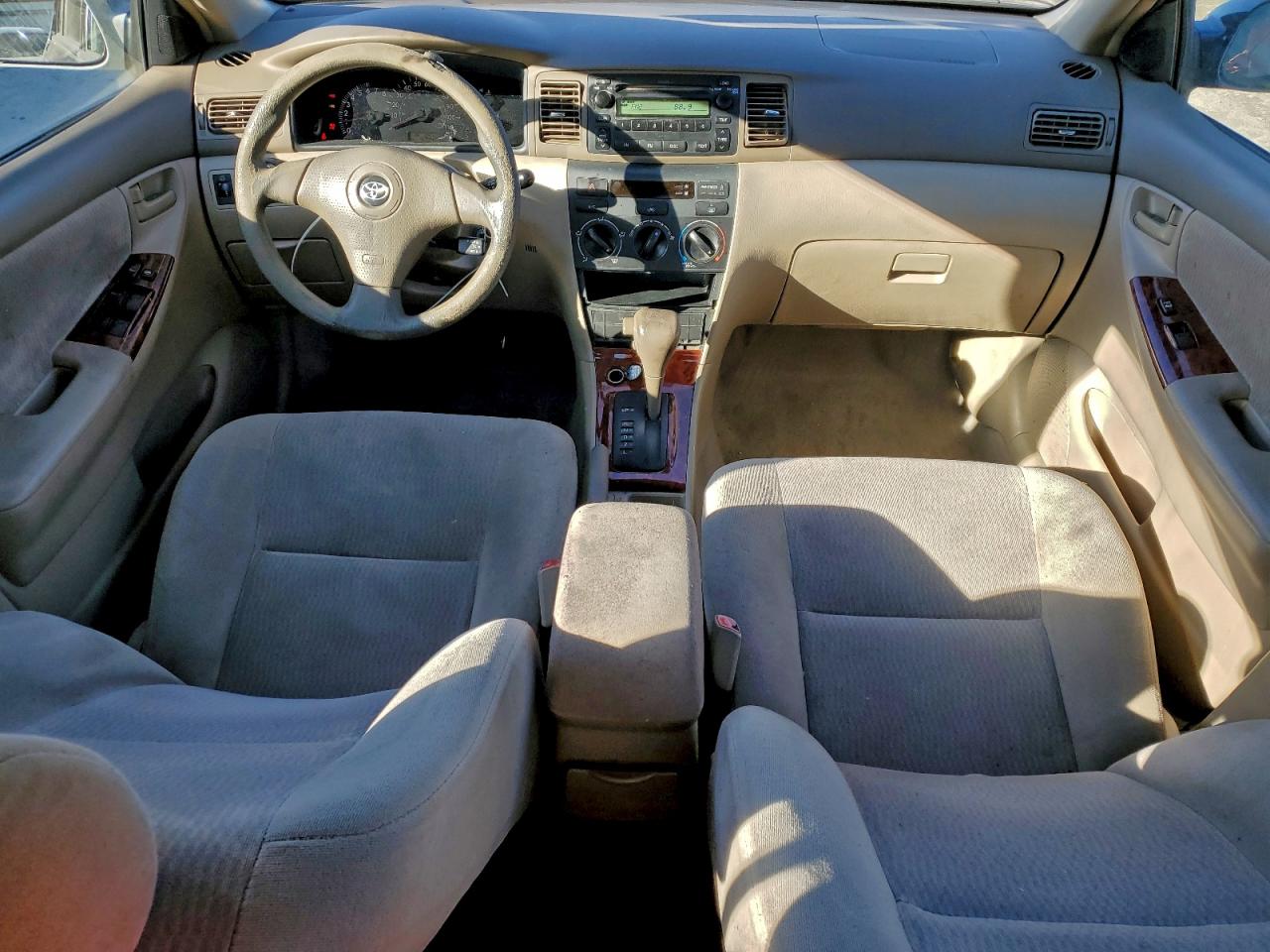2006 TOYOTA COROLLA CE photo 8