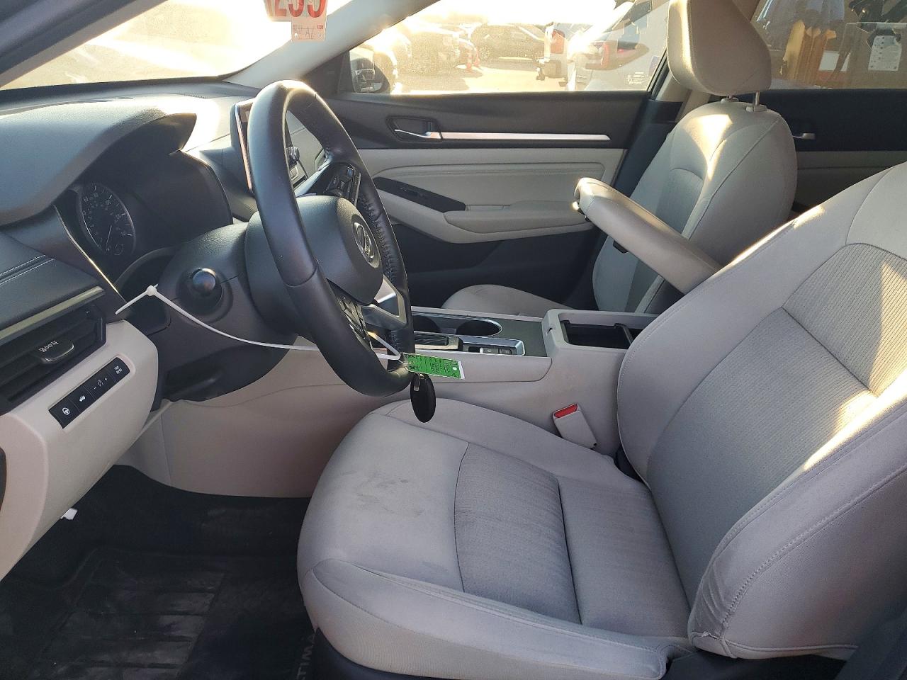 2019 NISSAN ALTIMA 2.5 SV photo 7