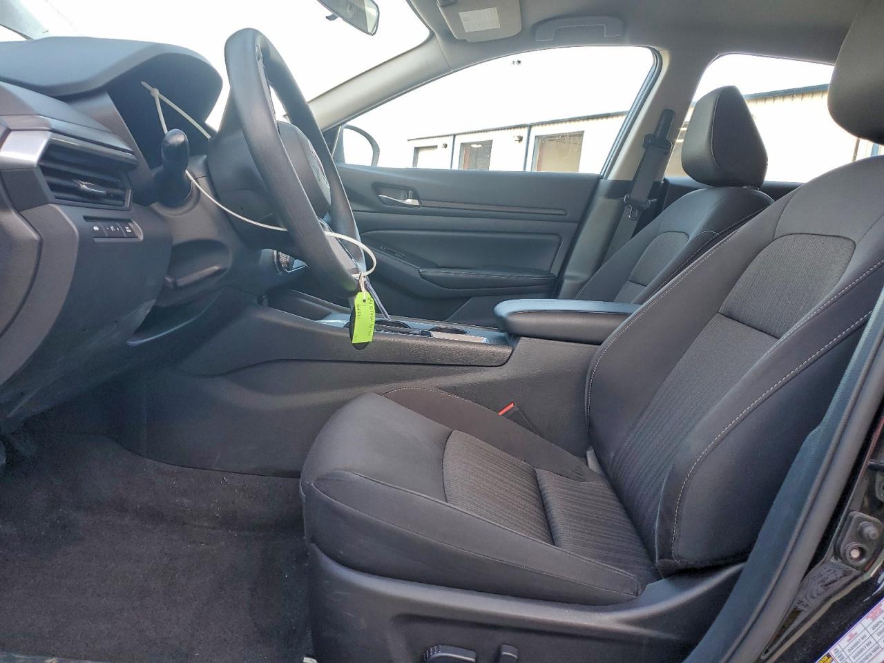 2025 NISSAN ALTIMA SV photo 7