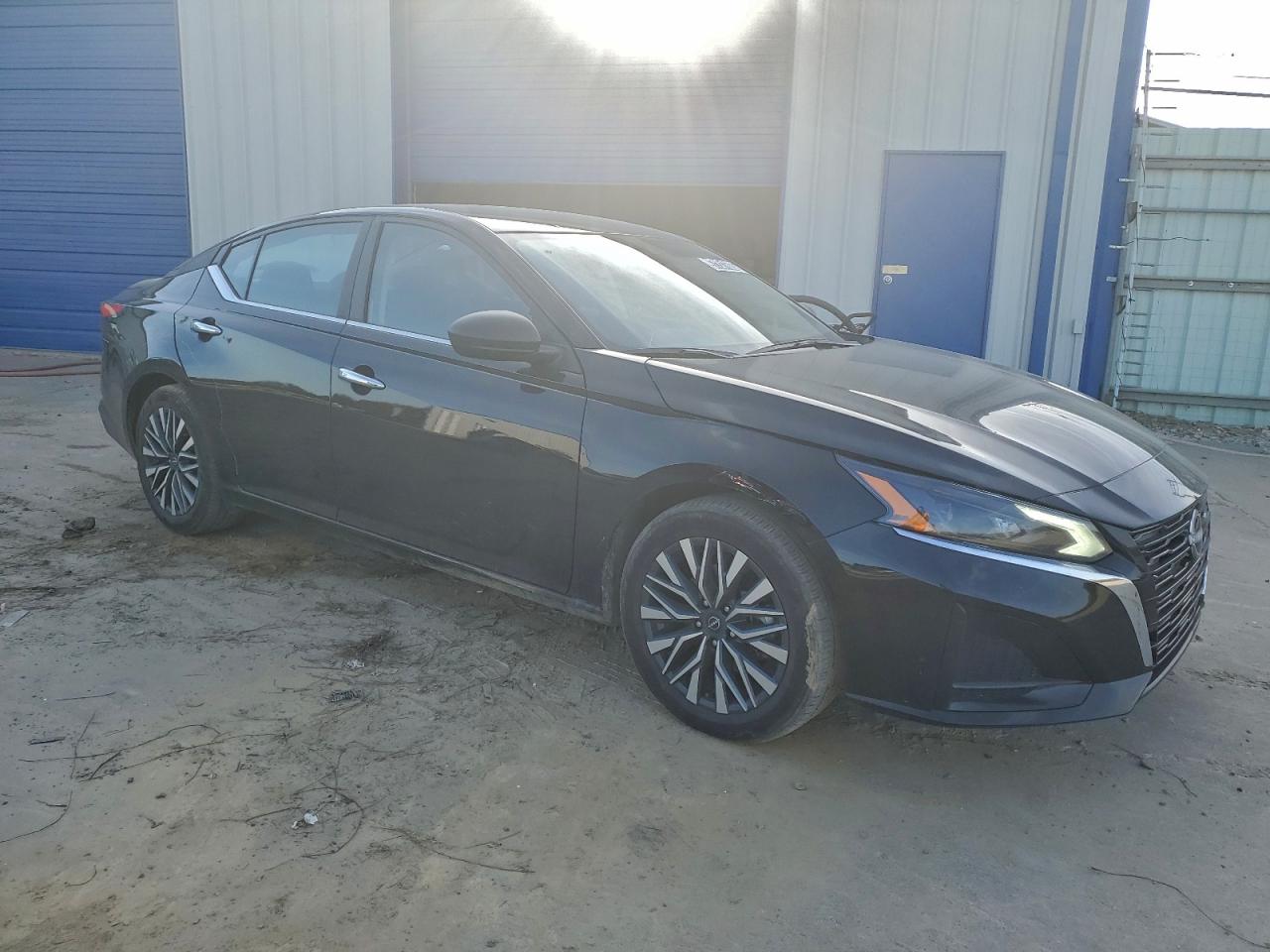 2025 NISSAN ALTIMA SV photo 4