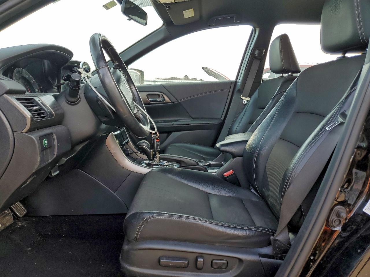 2017 HONDA ACCORD SPORT photo 7