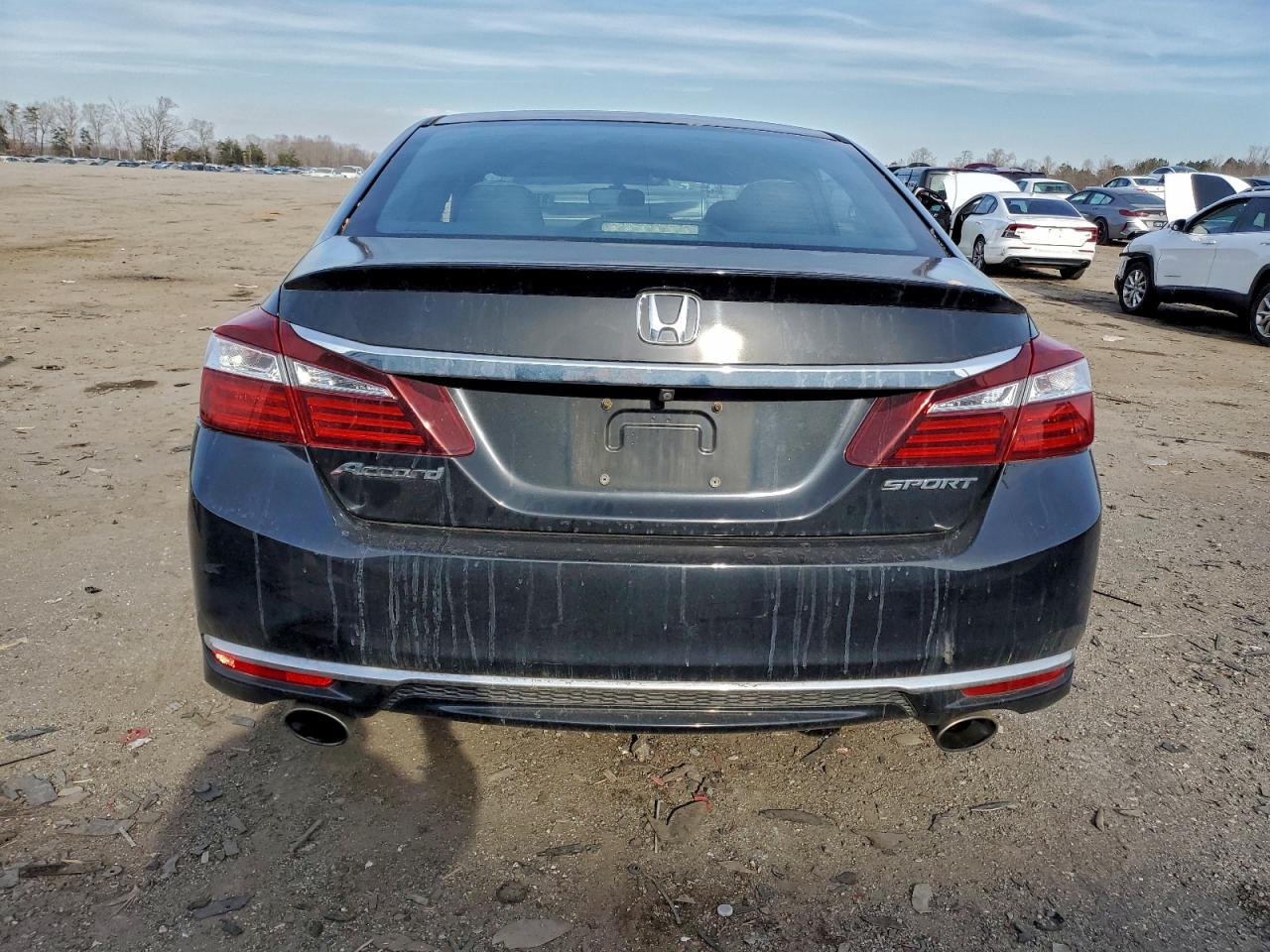 2017 HONDA ACCORD SPORT photo 6