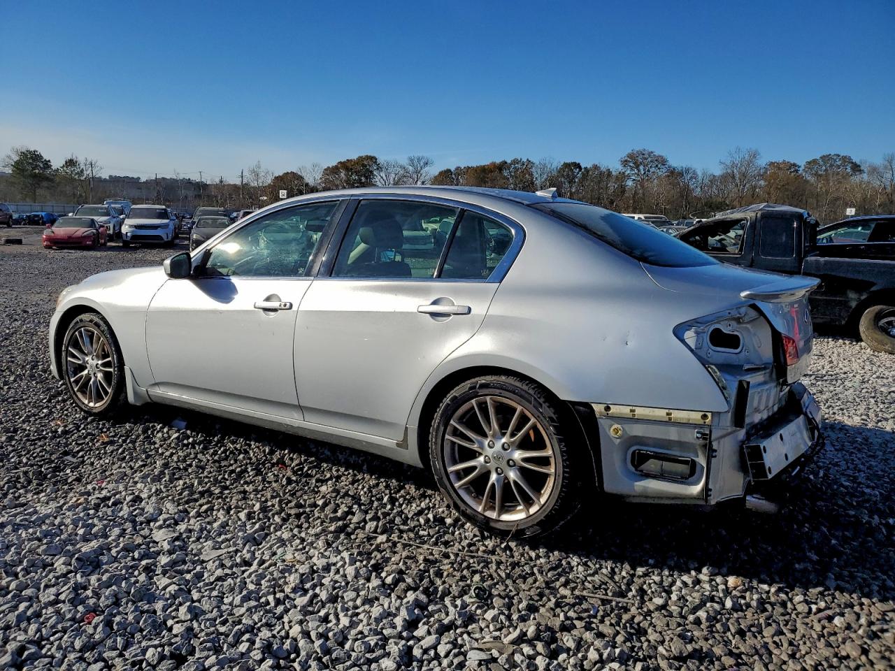 2013 INFINITI G37 BASE photo 2