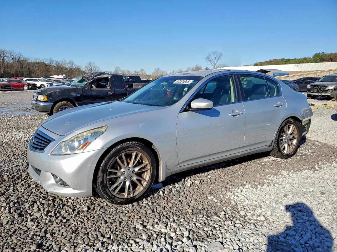 2013 INFINITI G37