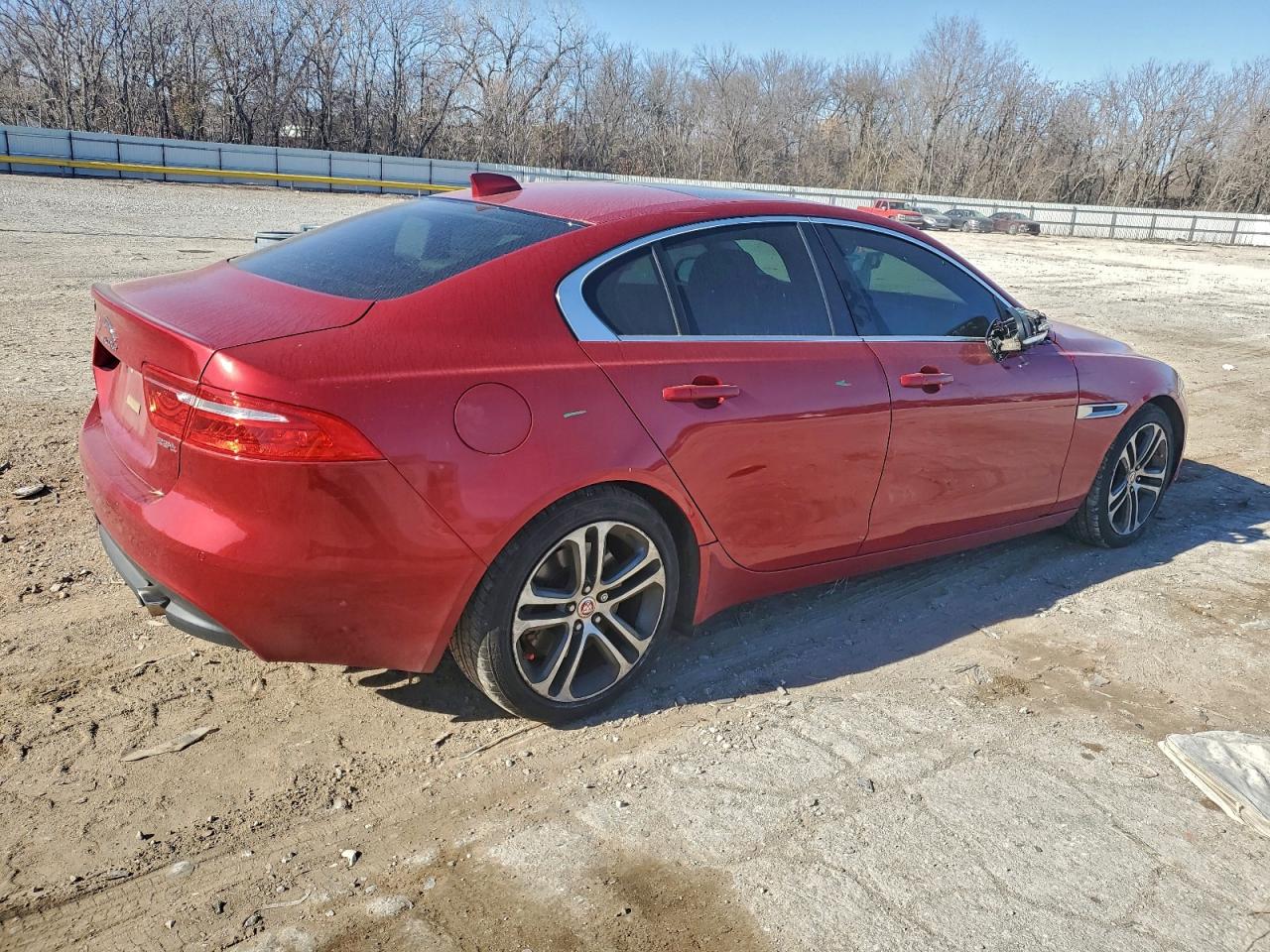 2017 JAGUAR XE PRESTIGE photo 7