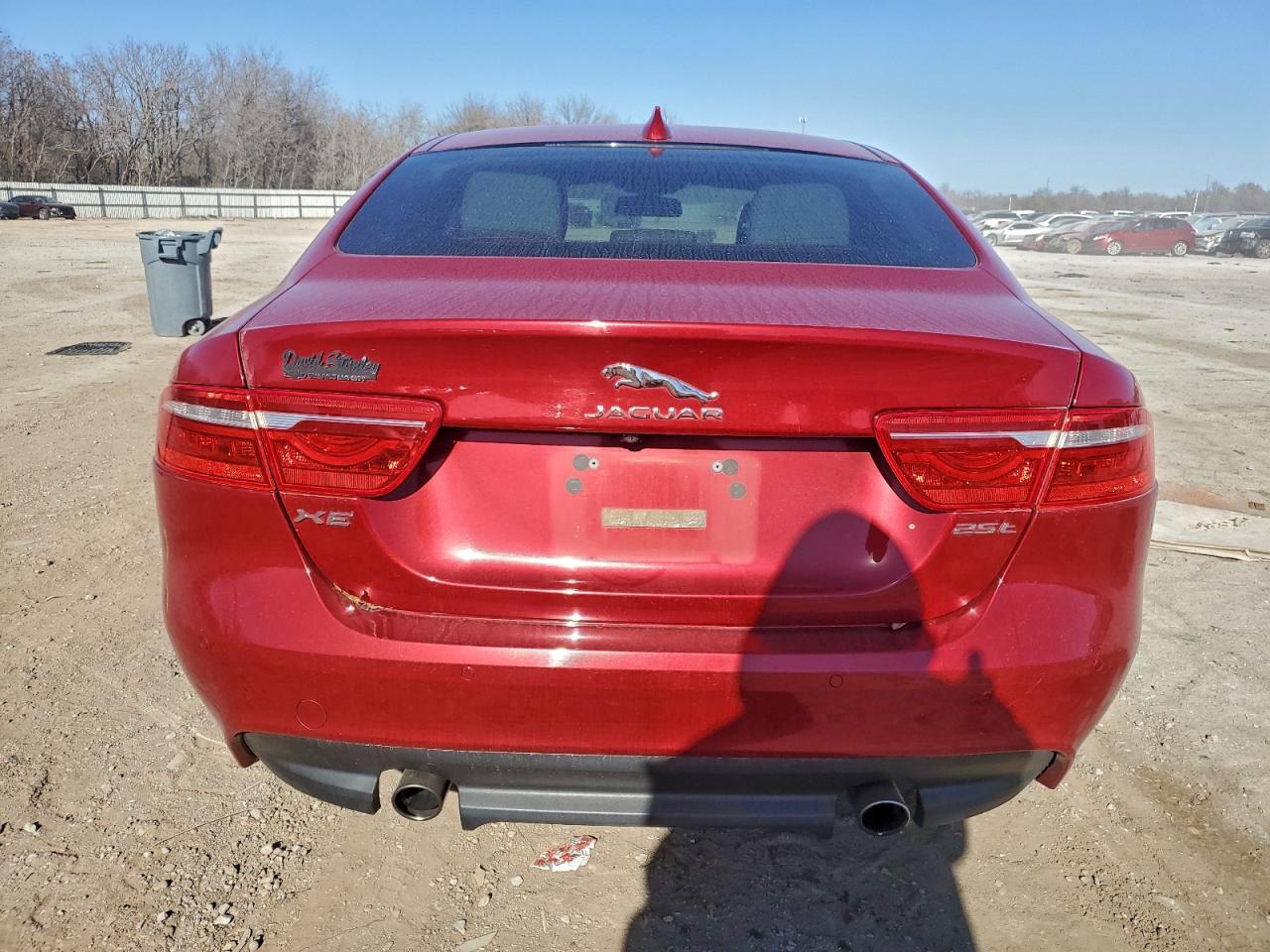 2017 JAGUAR XE PRESTIGE photo 16