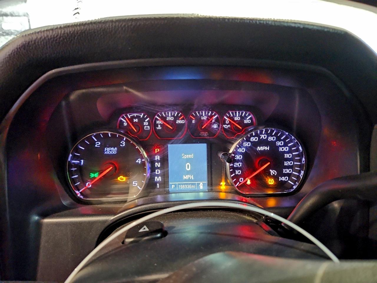 2015 CHEVROLET SILVERADO K2500 HEAVY DUTY photo 17