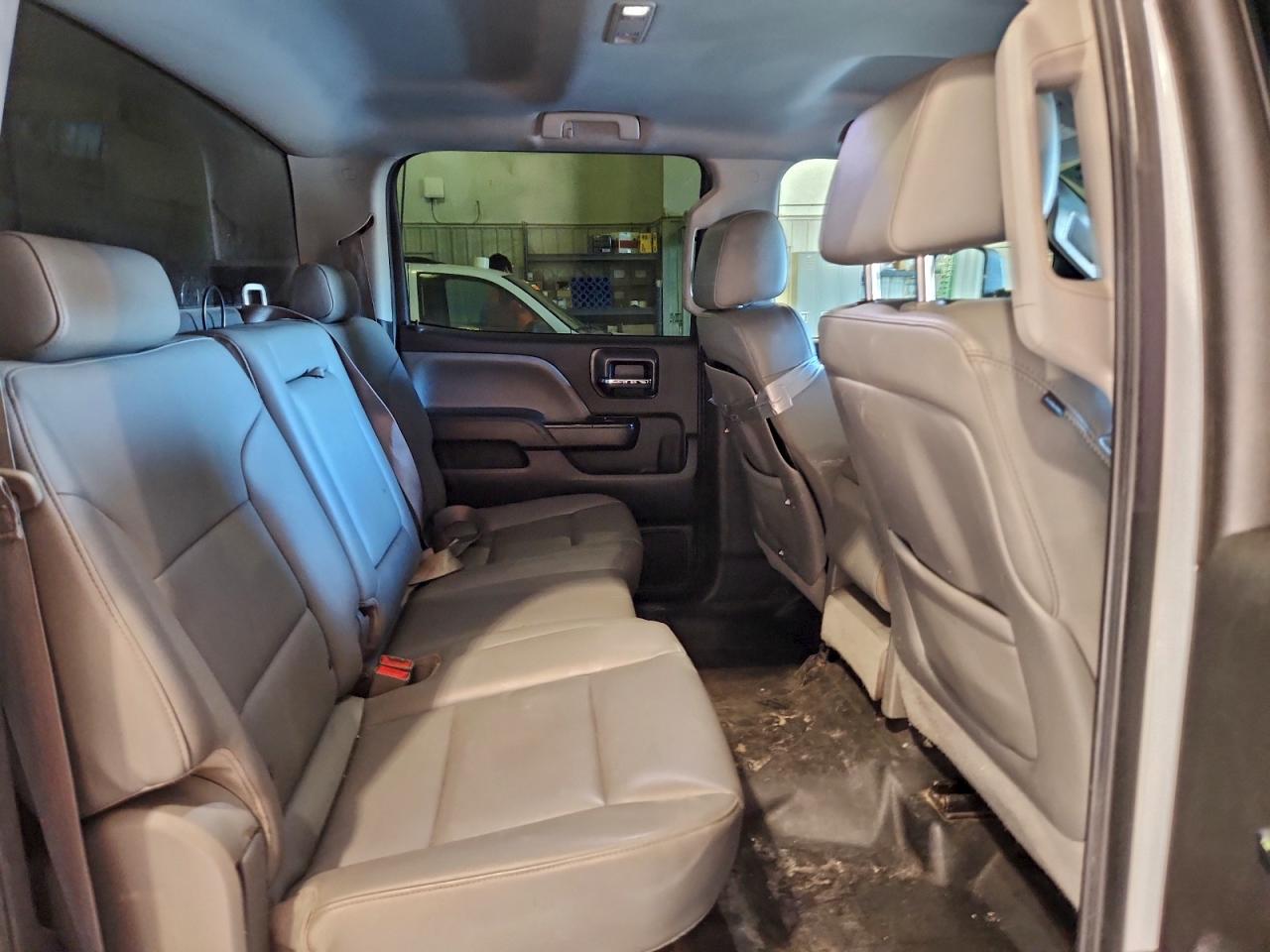 2015 CHEVROLET SILVERADO K2500 HEAVY DUTY photo 19