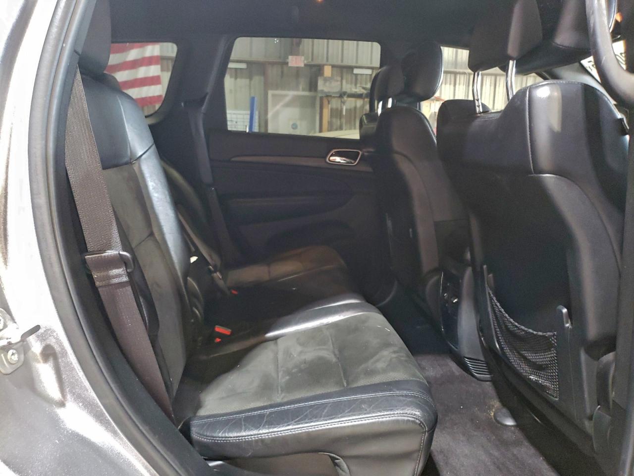 2019 JEEP GRAND CHEROKEE LAREDO photo 11