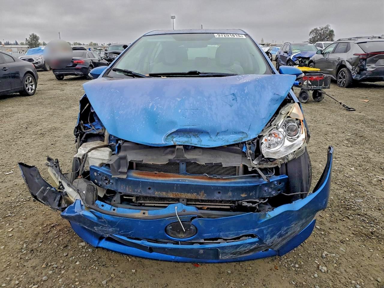 2013 TOYOTA PRIUS C photo 13