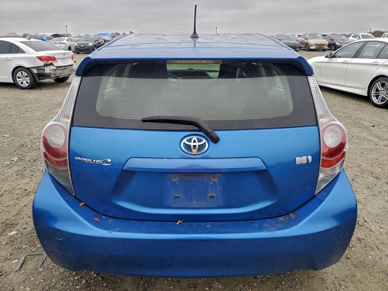 2013 TOYOTA PRIUS C photo 16