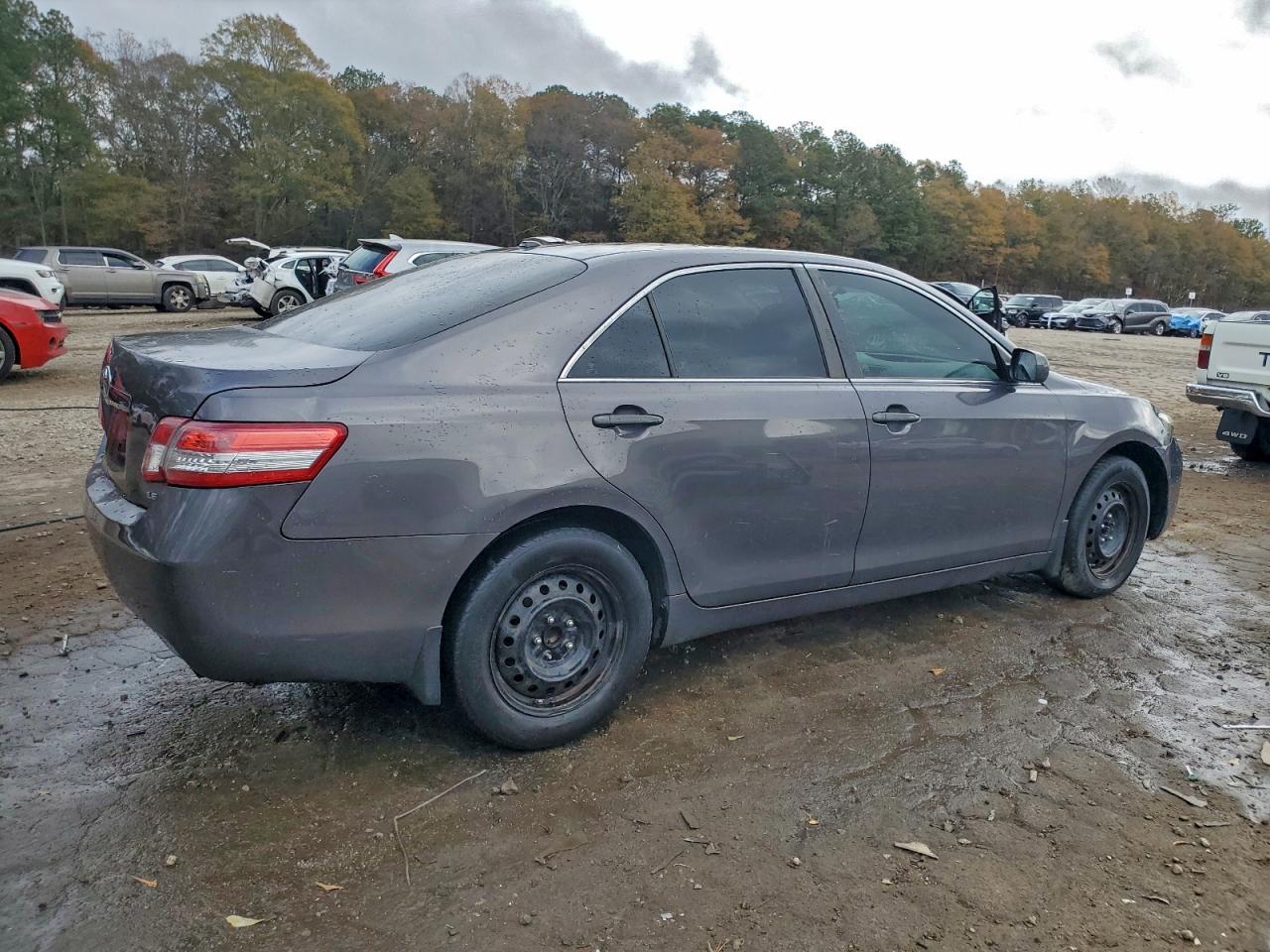 2011 TOYOTA CAMRY BASE photo 5