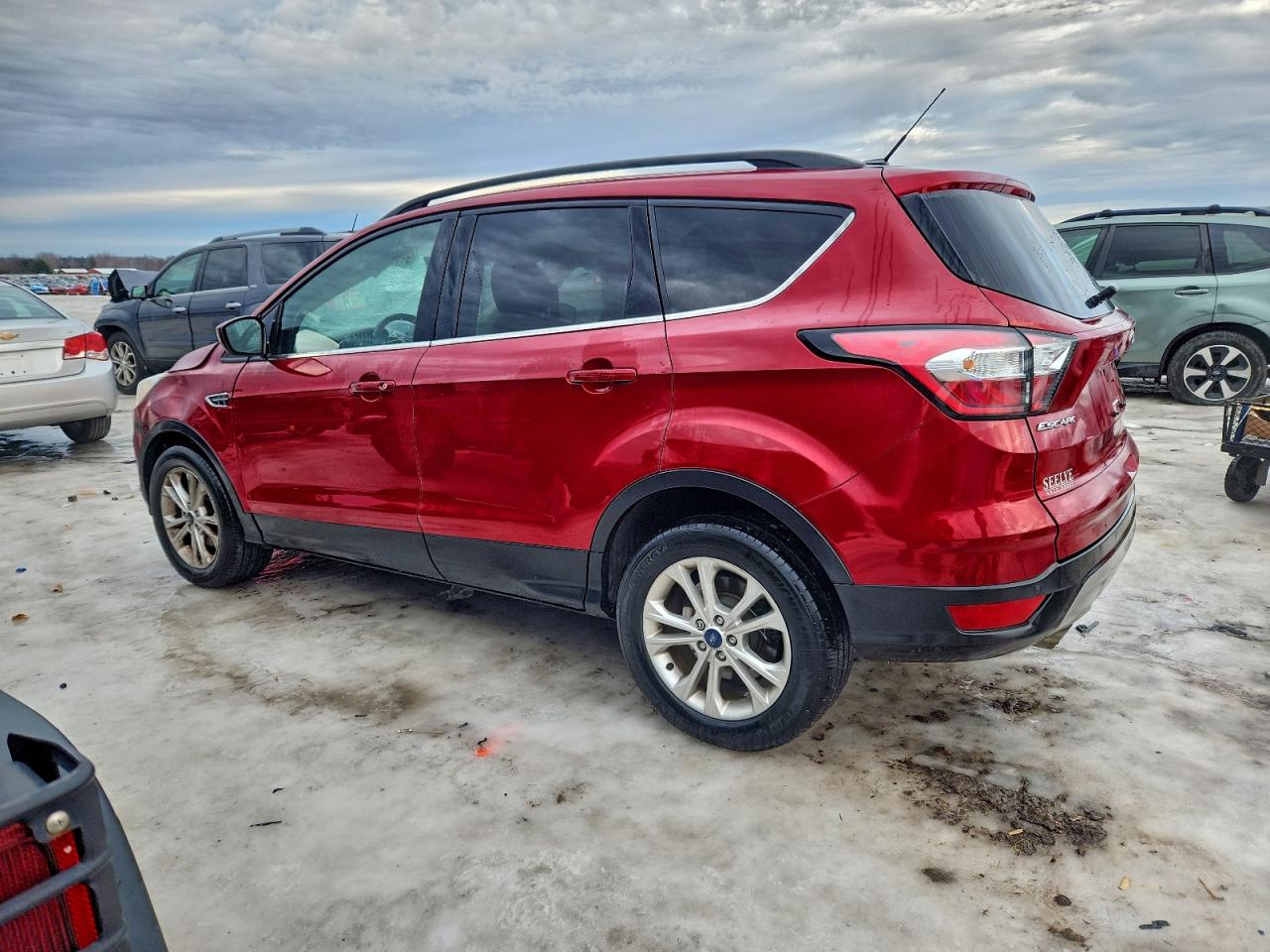 2017 FORD ESCAPE SE photo 2