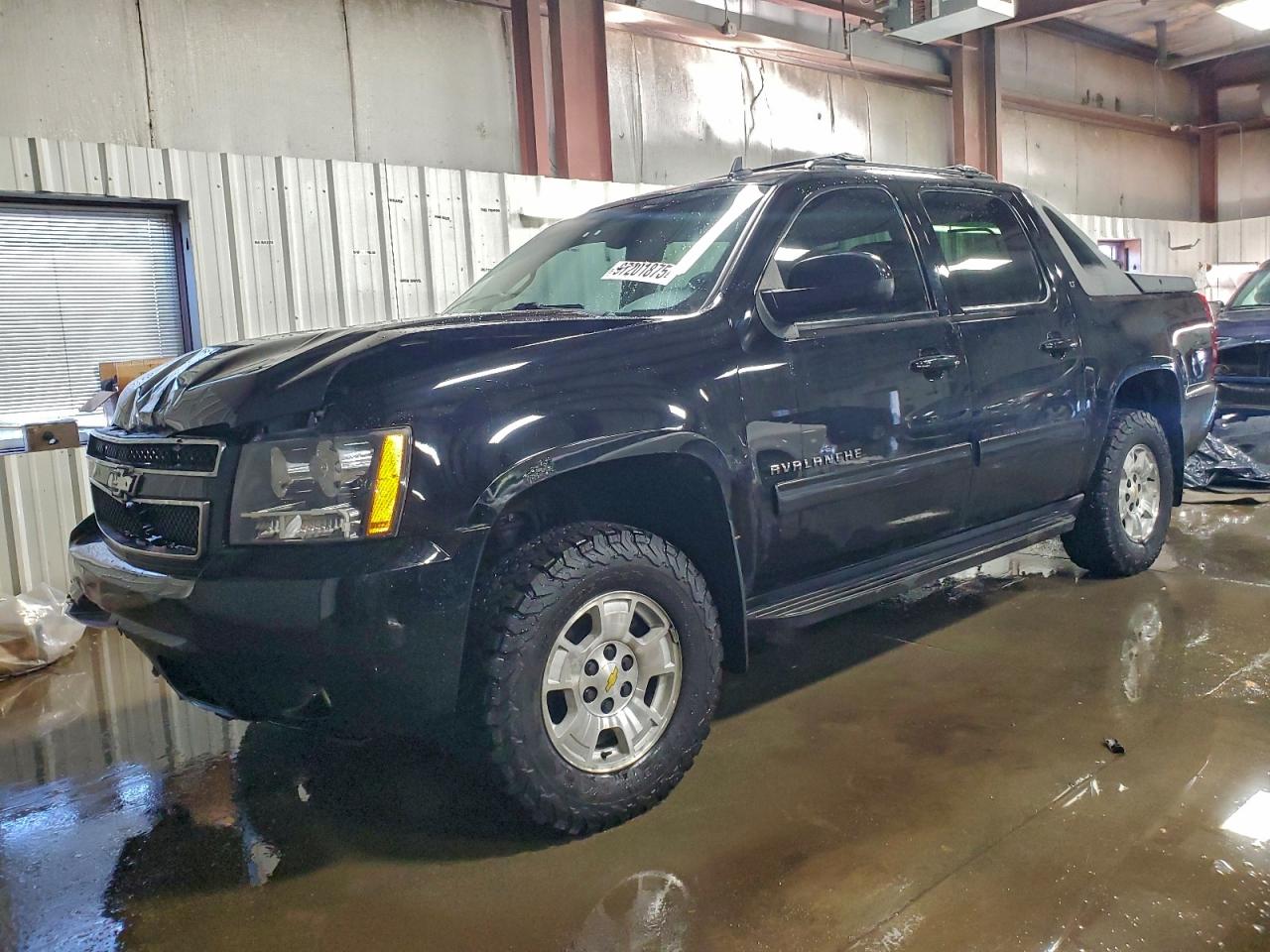 2011 CHEVROLET AVALANCHE