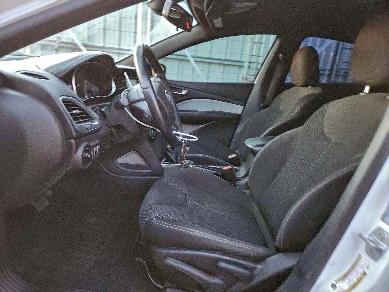 2015 DODGE DART SXT photo 7