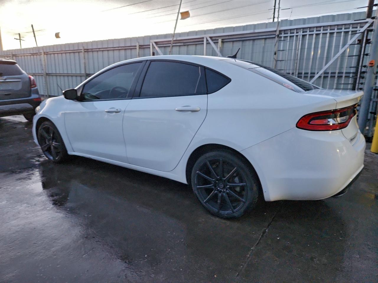 2015 DODGE DART SXT photo 2