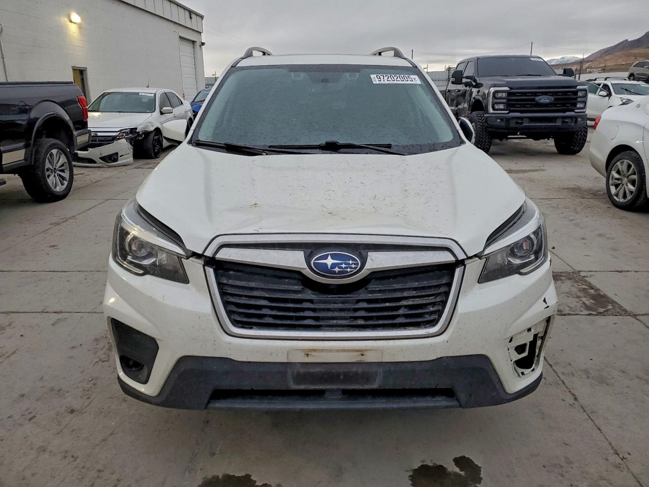 2019 SUBARU FORESTER PREMIUM photo 5