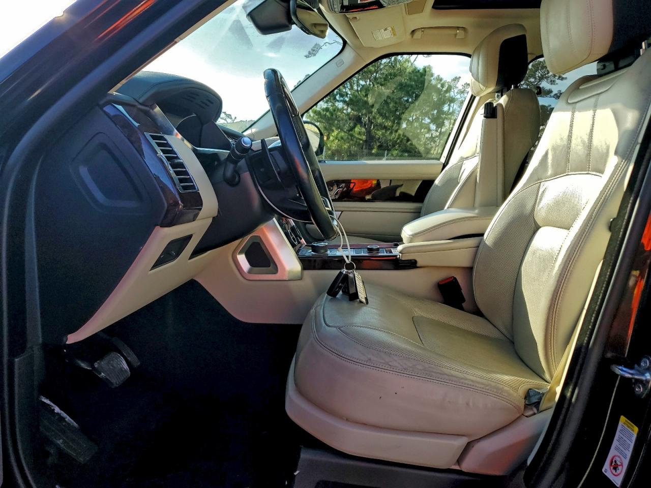 2020 LAND ROVER RANGE ROVER HSE photo 7