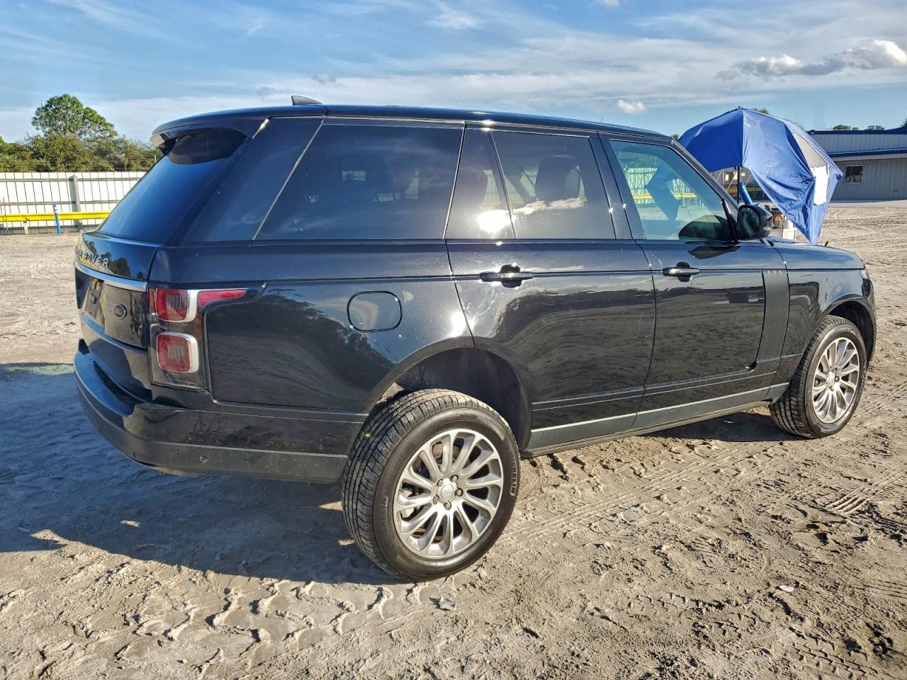 2020 LAND ROVER RANGE ROVER HSE photo 3