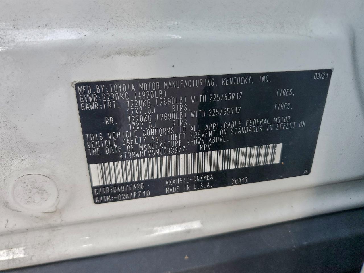 2021 TOYOTA RAV4 XLE photo 14
