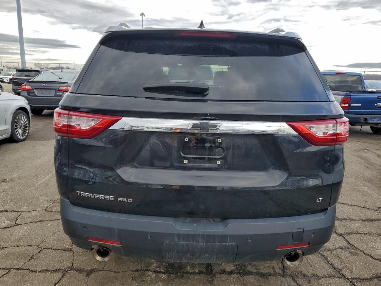 2019 CHEVROLET TRAVERSE LT photo 6