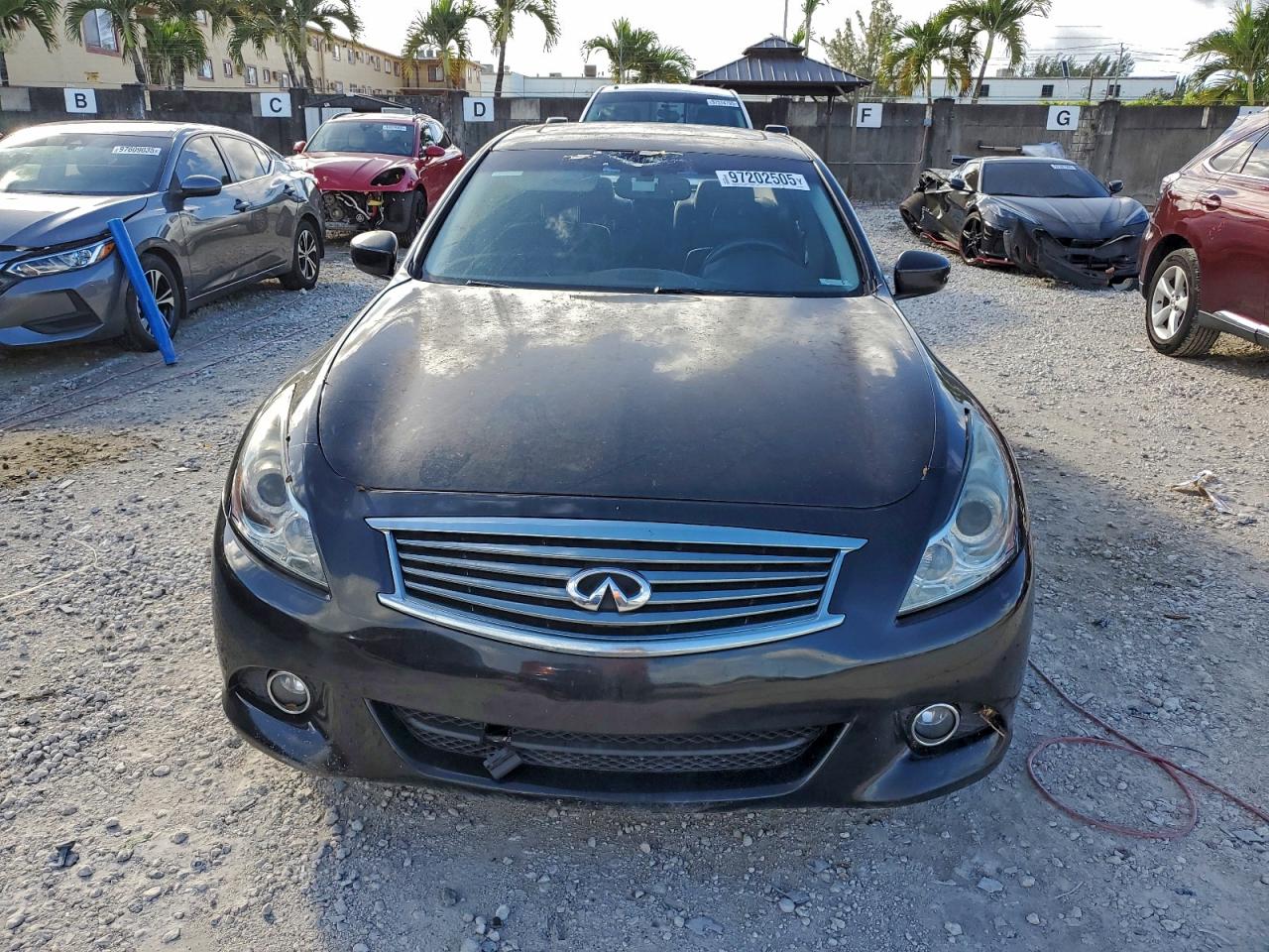 2013 INFINITI G37 photo 5
