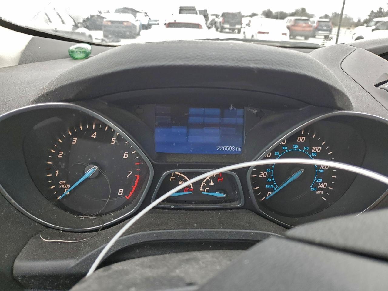 2013 FORD ESCAPE S photo 9